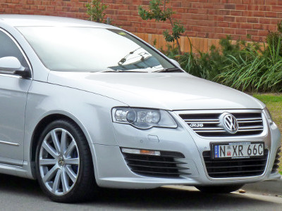 Удаление вмятины на двери Volkswagen Passat